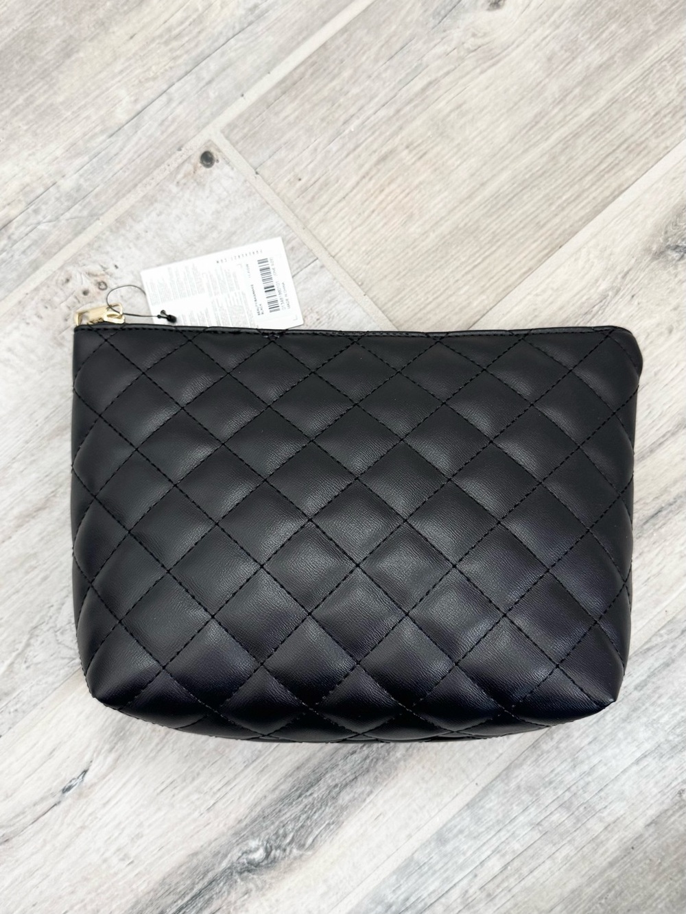 Forever 21 Quilted Black Cosmetic Zipper Pouch